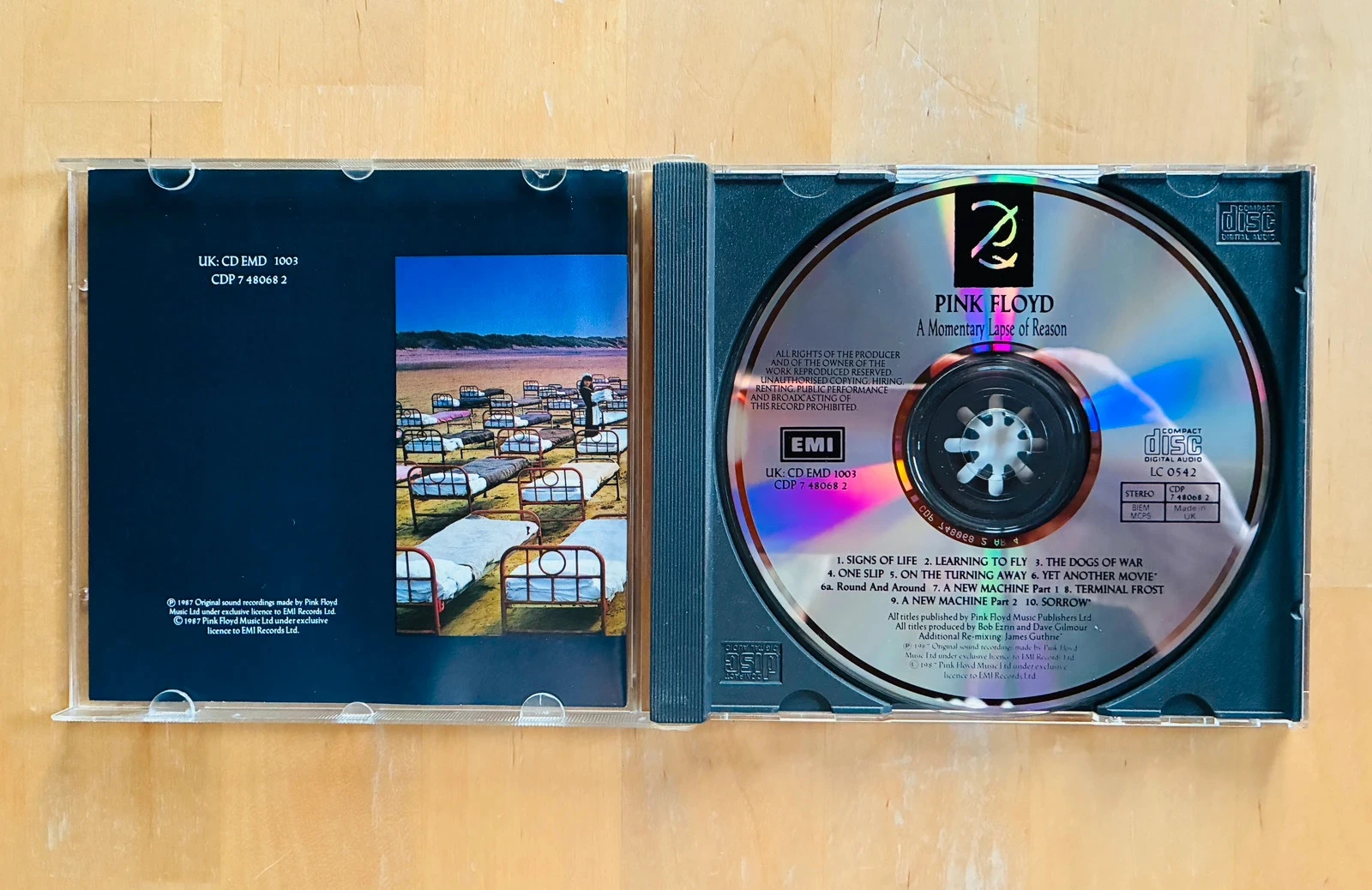 CD Pink Floyd A Momentary Laps of Reason. – photo 2